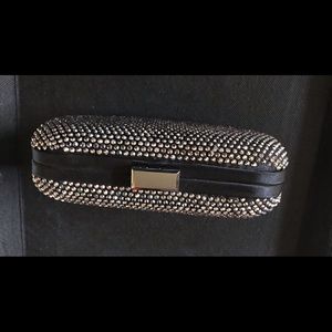 Cache black w/ Silver Sparkle Stones hard, chain